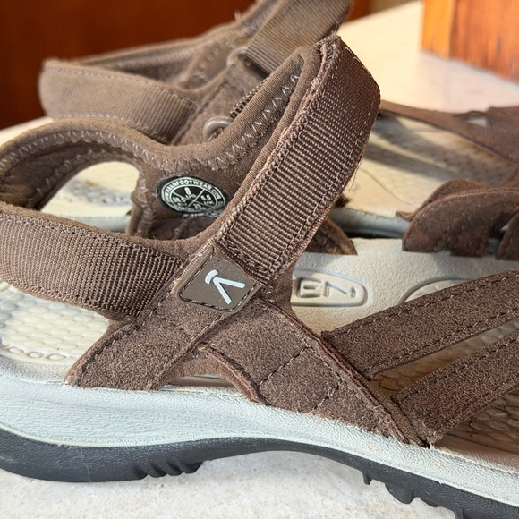 Keen Brown Sandals. Womens Size 8. - Picture 5 of 11